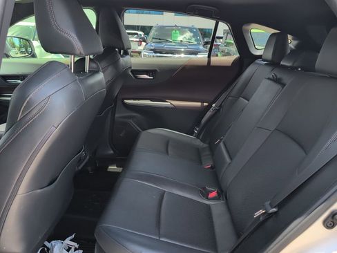 Used 2021 Toyota Venza Limited AWD/4WD image 11