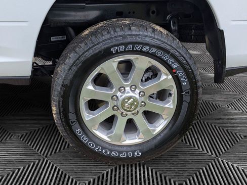New 2026 RAM 2500 Laramie w/ Sport Appearance Package AWD/4WD image 8