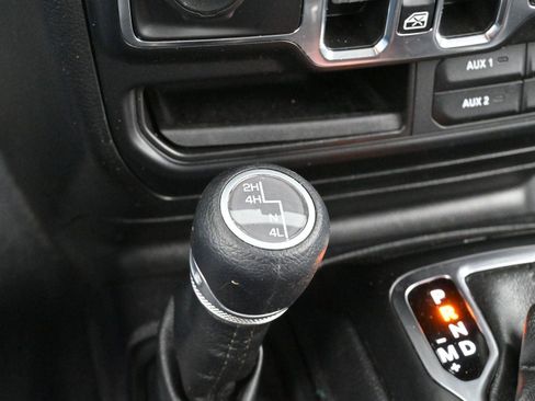 Used 2021 Jeep Wrangler Unlimited Sport image 27