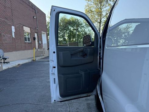 Used 2021 Chevrolet Express 2500 Extended w/ Driver Convenience Package RWD image 13