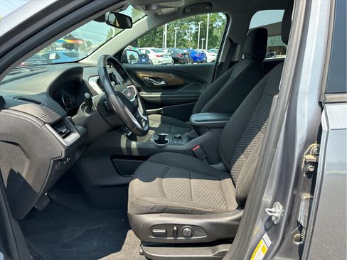 Certified 2020 GMC Terrain SLE w/ Driver Convenience Package AWD/4WD image 9