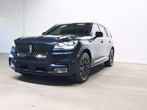 Used 2024 Lincoln Aviator Black Label w/ Class IV Trailer Tow Package image 1