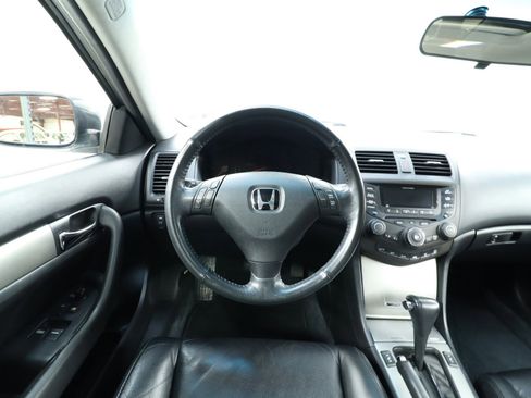Used 2005 Honda Accord EX-L image 9