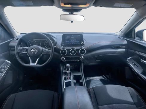 Used 2025 Nissan Sentra SR w/ Midnight Edition FWD image 22