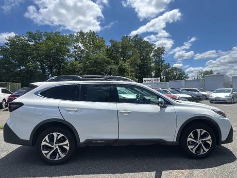 Used 2020 Subaru Outback Touring XT AWD/4WD image 4