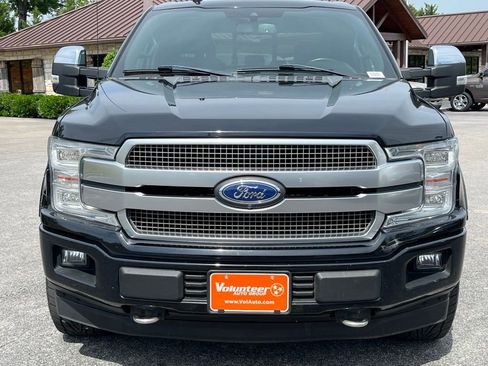 Used 2018 Ford F150 Platinum w/ Equipment Group 701A Luxury AWD/4WD image 2