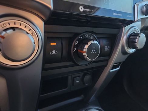 Used 2022 Toyota 4Runner SR5 Premium image 22