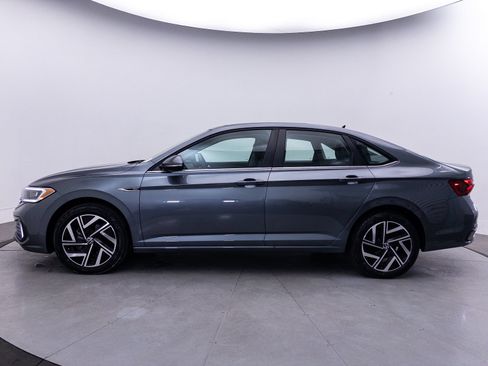 Used 2023 Volkswagen Jetta SEL FWD image 43