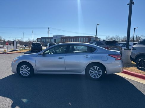 Used 2013 Nissan Altima 2.5 S image 13