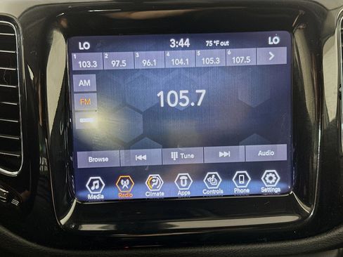 Used 2019 Jeep Compass Limited FWD image 19