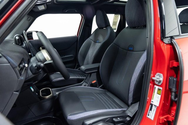 Certified 2026 MINI Cooper 4-Door Hardtop FWD image 20
