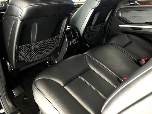 Used 2012 Mercedes-Benz GL 450 4MATIC image 32