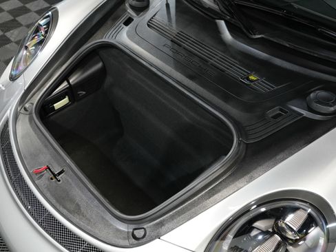 Used 2018 Porsche 911 GT3 image 51