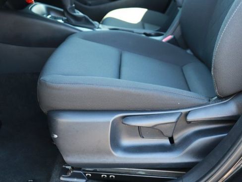 Used 2023 Toyota Corolla LE FWD image 11