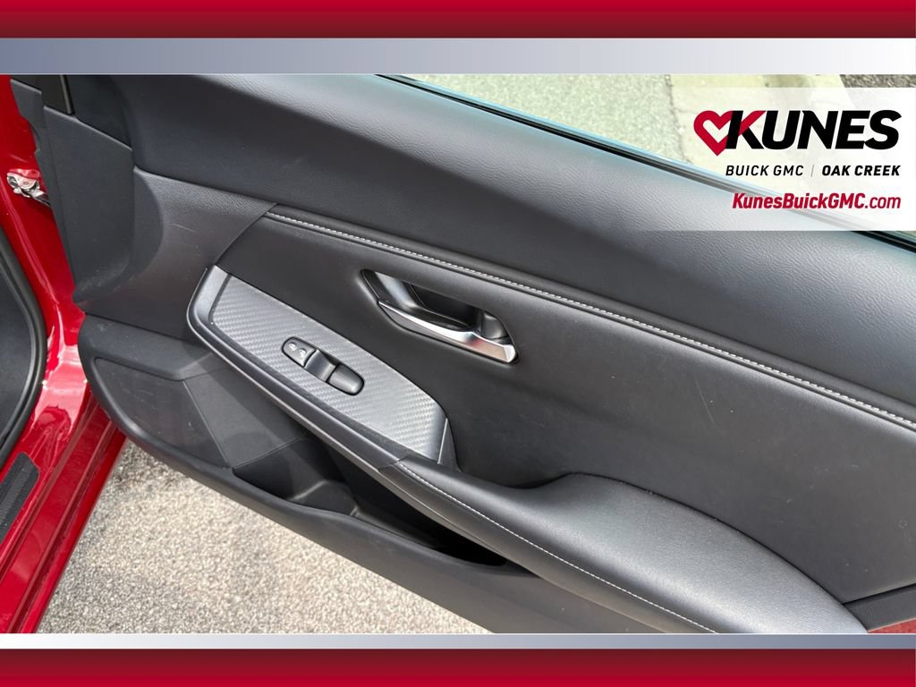 Used 2024 Nissan Sentra SV FWD image 38