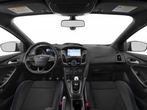 Used 2017 Ford Focus RS image 8