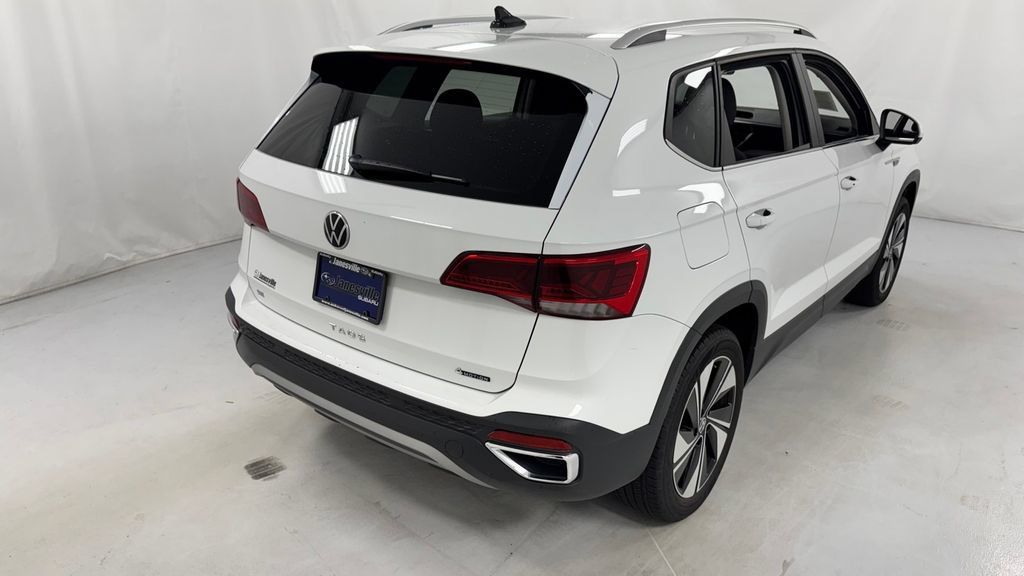 Used 2023 Volkswagen Taos SE AWD/4WD image 35