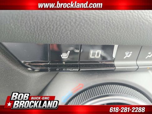 Used 2024 Chevrolet Blazer LT w/ Convenience Package FWD image 27