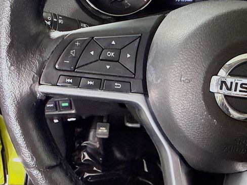 Used 2021 Nissan Rogue Sport SV image 14