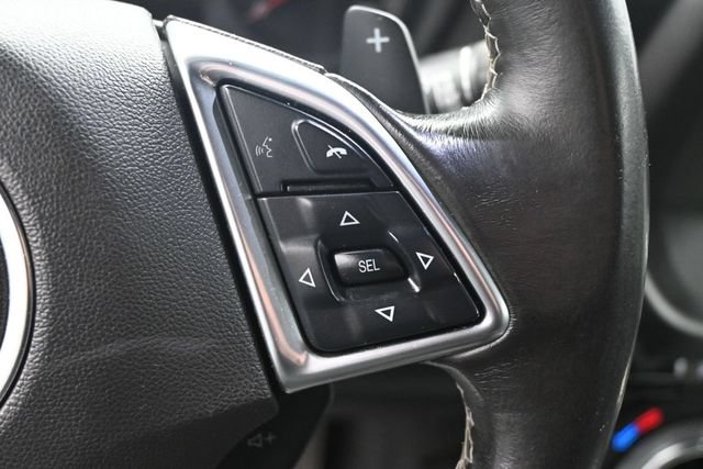 Used 2020 Chevrolet Camaro LT RWD image 16