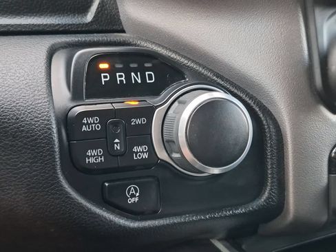 Used 2020 RAM 1500 Big Horn AWD/4WD image 32