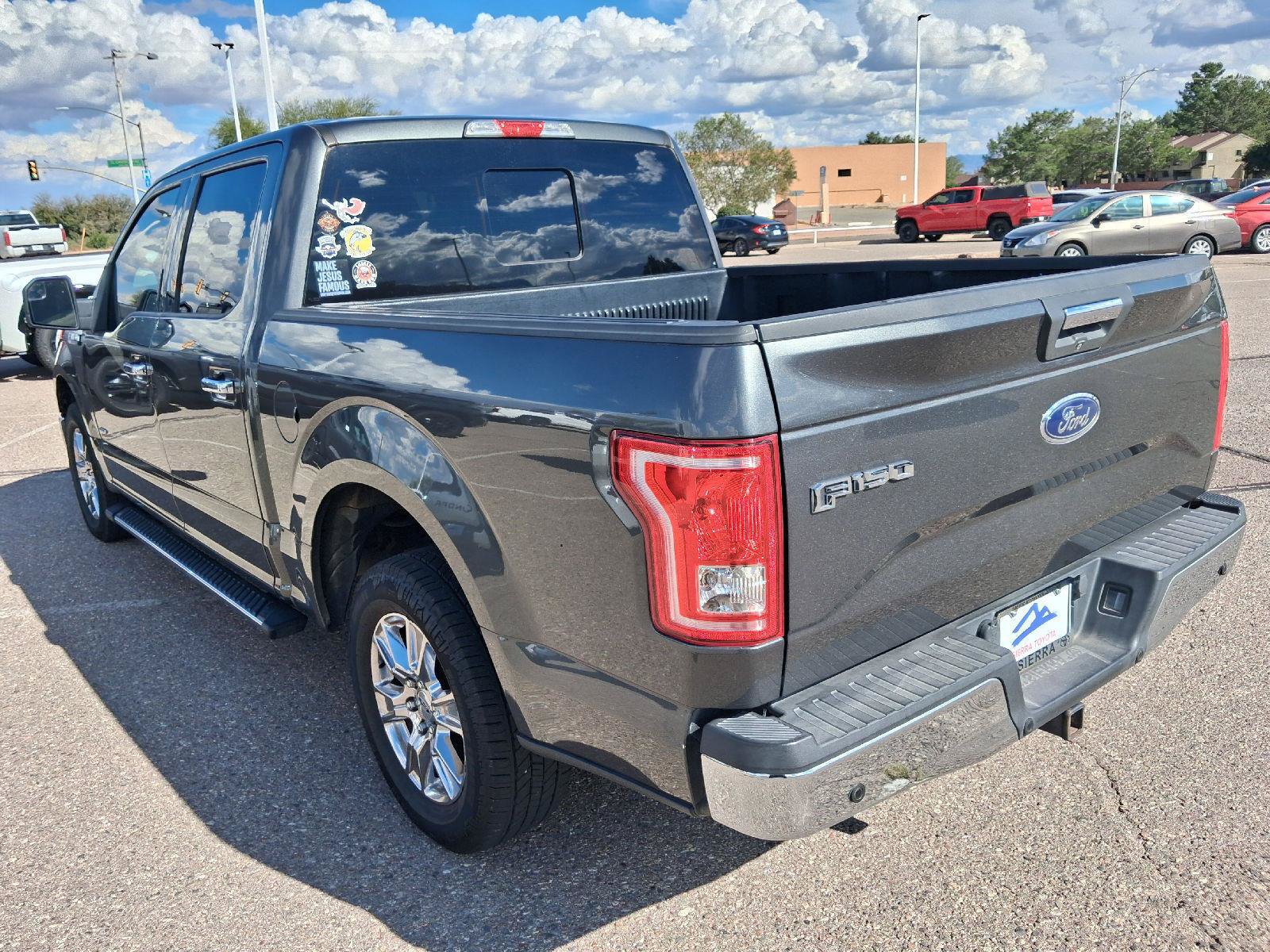 Used 2015 Ford F150 XLT w/ Equipment Group 302A Luxury RWD image 3
