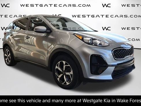 Certified 2022 Kia Sportage LX image 2