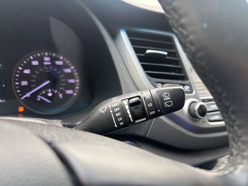 Used 2018 Hyundai Tucson SEL Plus AWD/4WD image 19