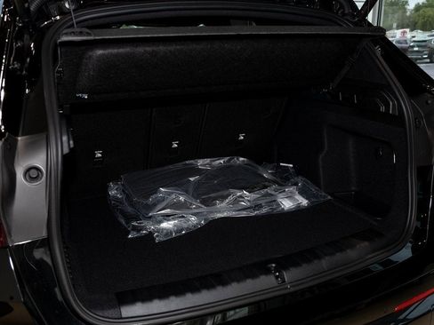 New 2025 BMW X1 xDrive28i w/ Premium Package image 11