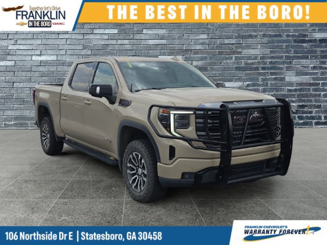 Used 2023 GMC Sierra 1500 AT4 w/ Technology Package AWD/4WD image 8