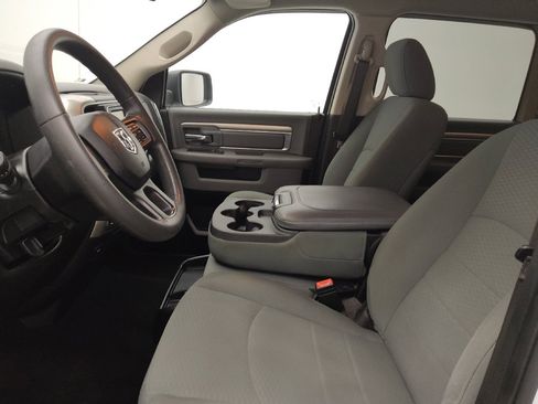 Used 2020 RAM 1500 Classic SLT RWD image 17