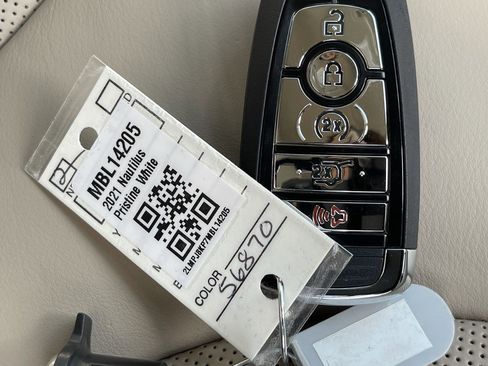 Used 2021 Lincoln Nautilus AWD w/ Equipment Group 101A image 33