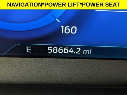 Used 2020 Ford Escape Titanium AWD/4WD image 19