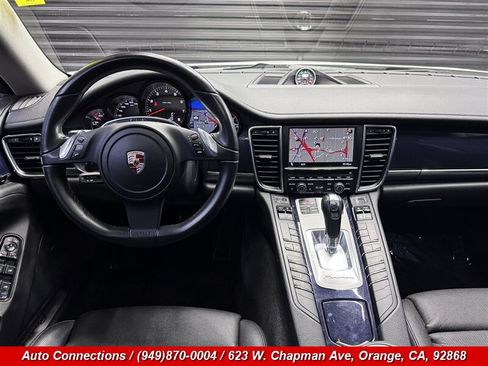 Used 2012 Porsche Panamera image 12