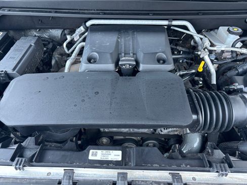 Used 2023 Chevrolet Colorado Z71 w/ Z71 Convenience Package 2 image 21