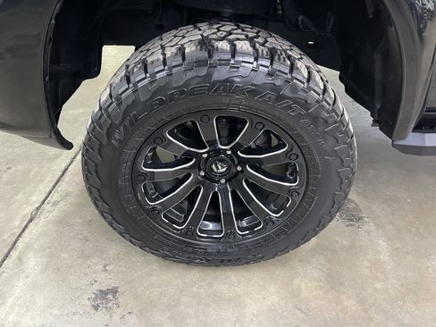 Used 2016 RAM 1500 Sport w/ Black Ram 1500 Sport Group image 13