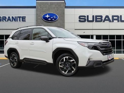 Used 2025 Subaru Forester Limited AWD/4WD image 4