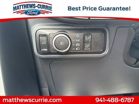 Certified 2025 Ford Explorer Platinum RWD image 28