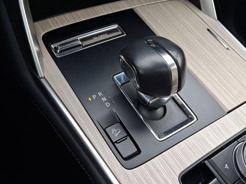 Used 2024 MAZDA CX-90 3.3 Turbo w/ Preferred Plus image 17