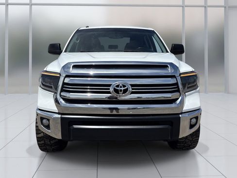 Used 2016 Toyota Tundra SR5 w/ SR5 Upgrade Package RWD image 9