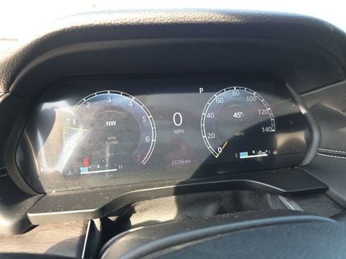 Used 2024 Jeep Grand Cherokee L Limited w/ Luxury Tech Group II image 22