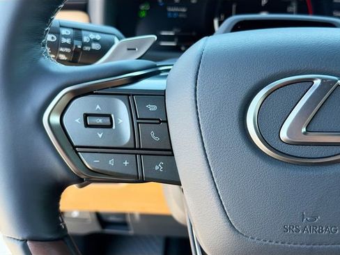 New 2026 Lexus LX 700h Luxury image 40