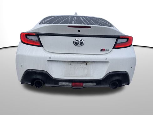 Used 2022 Toyota GR86 w/ ALL Weather Mat Package (TMS) image 2