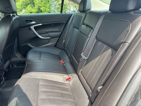 Used 2016 Buick Regal Premium image 10
