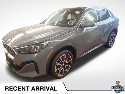 Used 2025 BMW X2 xDrive28i w/ Premium Package AWD/4WD image 1