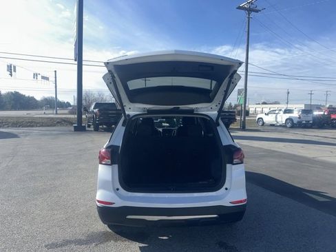 Used 2024 Chevrolet Equinox LT w/ LPO, Floor Liner Package image 40
