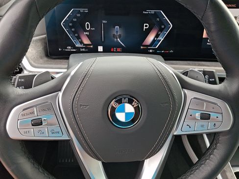 Used 2026 BMW X7 xDrive40i AWD/4WD image 23
