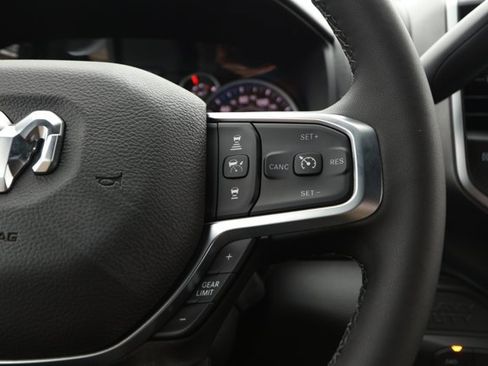 New 2026 RAM 2500 Big Horn AWD/4WD image 14