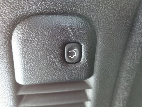 Used 2022 Dodge Durango GT image 48