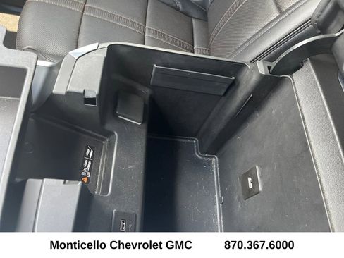 Used 2024 Chevrolet Silverado 1500 High Country w/ Midnight Edition AWD/4WD image 23